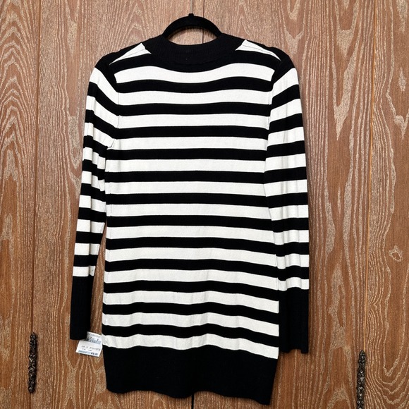 NWT Michelle Nicole Deep V Neck Sweater Women's Black White Striped Long Sleeve - Picture 7 of 8